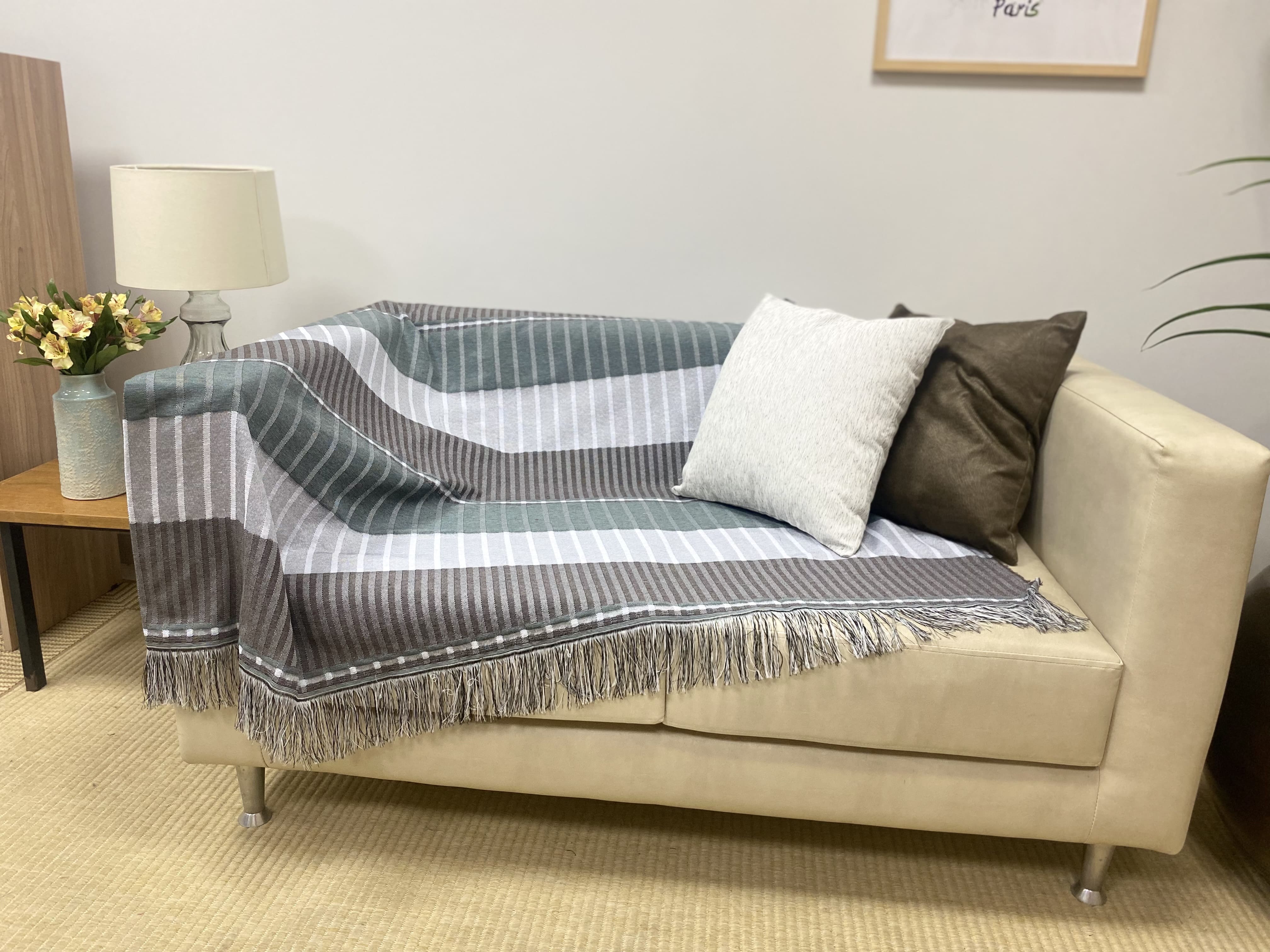 Manta sofa 2